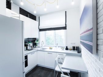 Дизайн кухни площадью 7 кв. м. с холодильником