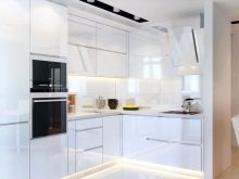 Дизайн кухни площадью 8 кв. метров с холодильником