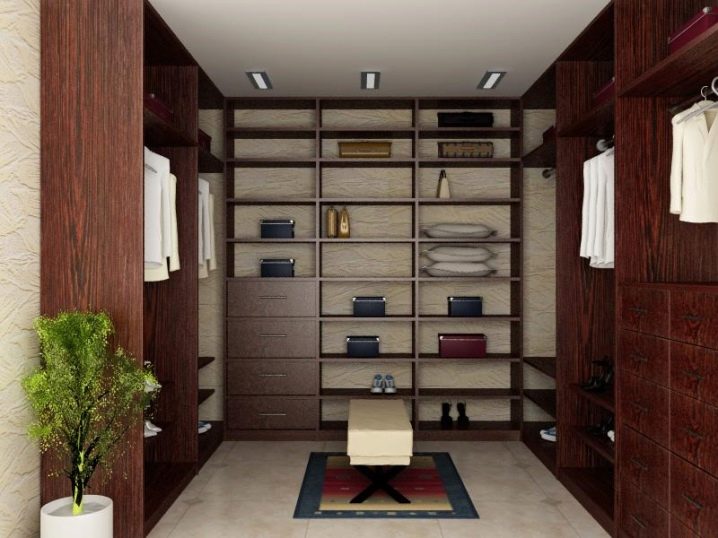 Планировка гардеробной комнаты с размерами