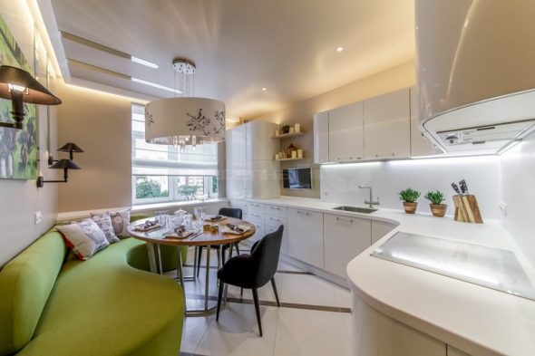 Дизайн интерьера угловой кухни с диваном 13 кв. м