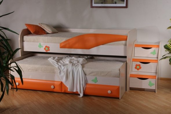выдвижная двухъярусная кровать