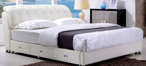 Двуспальная кровать с ящиками белая