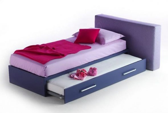 Кровать с ящиками для девочки