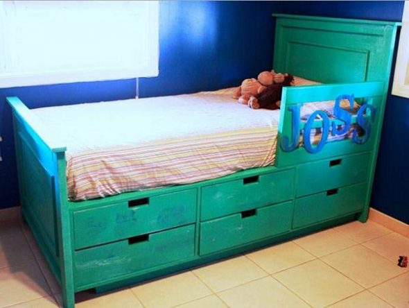 Детская кровать с ящиками для хранения. Плюсы и минусы