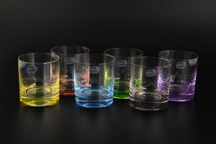 цветные хрустальные стаканы