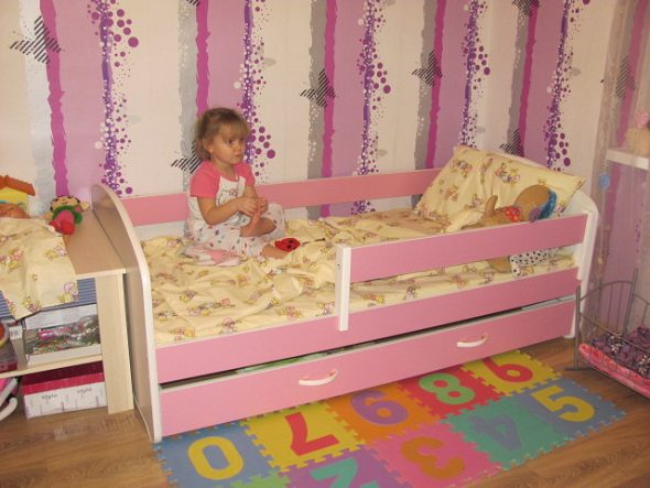 Детская кровать с размером 160*80 см