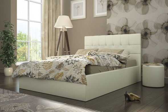 Двухспальная кровать с мягкой спинкой молочного цвета