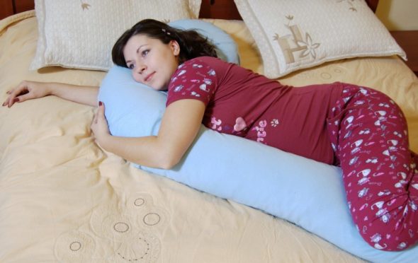Подушка для беременных: роскошь или необходимость?