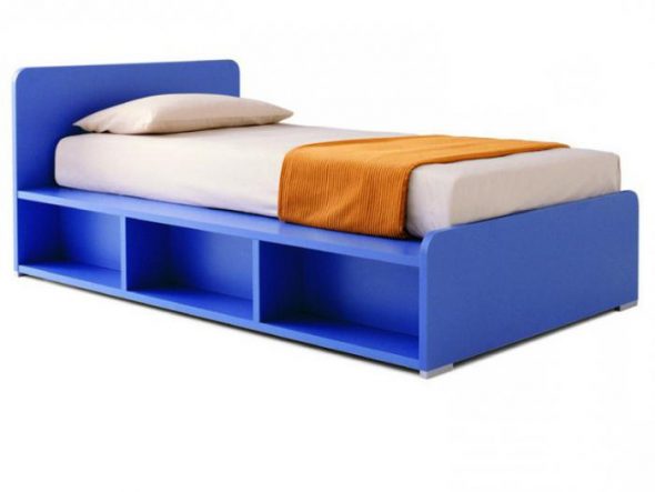 Красивая голубая кровать-основание из ДСП 