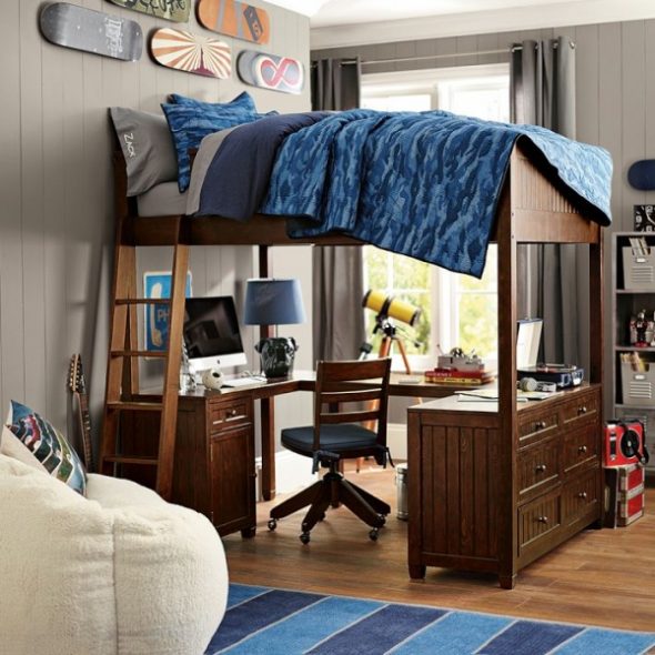 Кровать-чердак для взрослых с рабочим местом и комодом