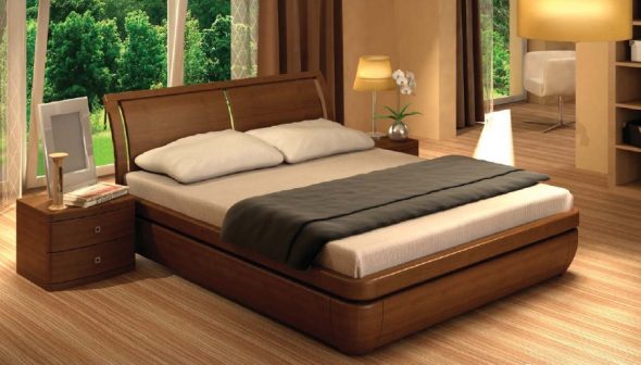 кровать из массива дерева