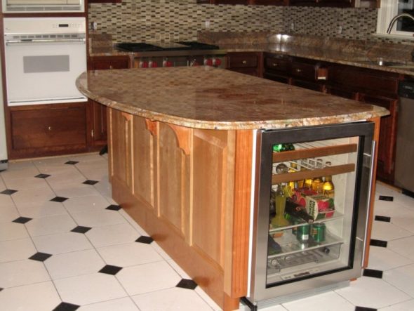 Модель холодильника с прозрачными дверями