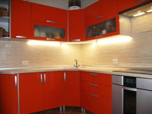 Подсветка кухонного гарнитура — яркое дизайнерское решение!