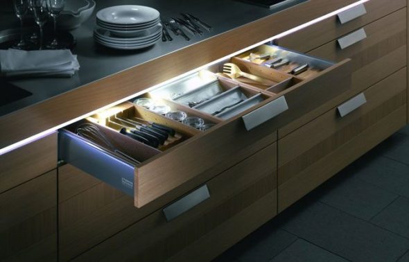 Подсветка кухонного гарнитура — яркое дизайнерское решение!