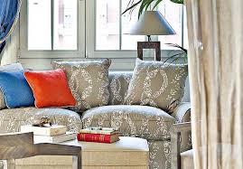 Как подобрать цвет дивана к интерьеру